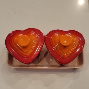 New Le Creuset Flame Orange Heart Ramekin With Tray